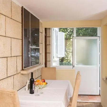 Ploce - Two Bedroom With Sea View - Iva Racica 12 Street Apartment Dubrovnik